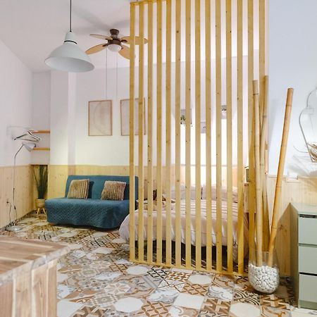 Letsmalaga - Lovely Studio In Malaga Centre ภายนอก รูปภาพ
