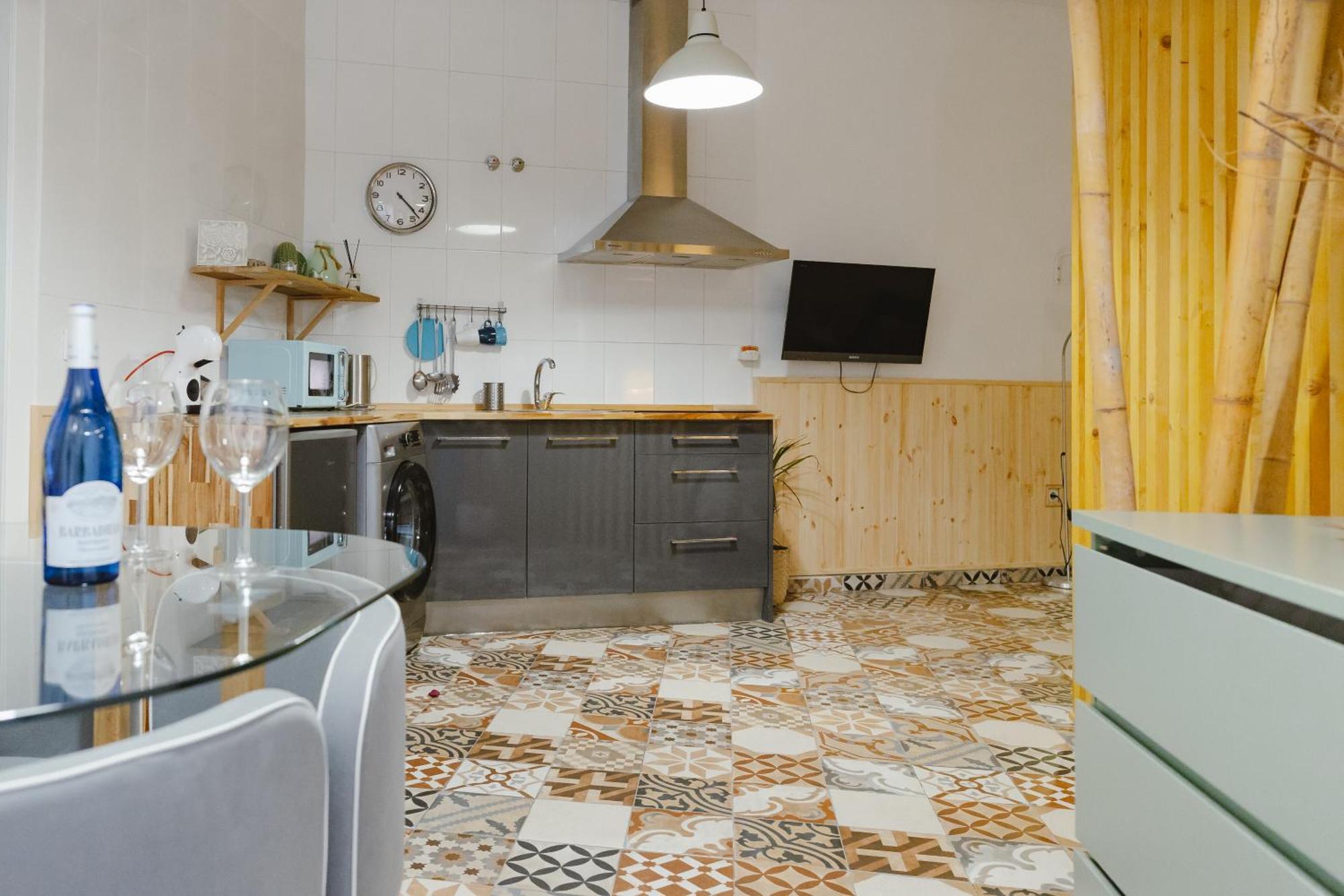 Letsmalaga - Lovely Studio In Malaga Centre ภายนอก รูปภาพ
